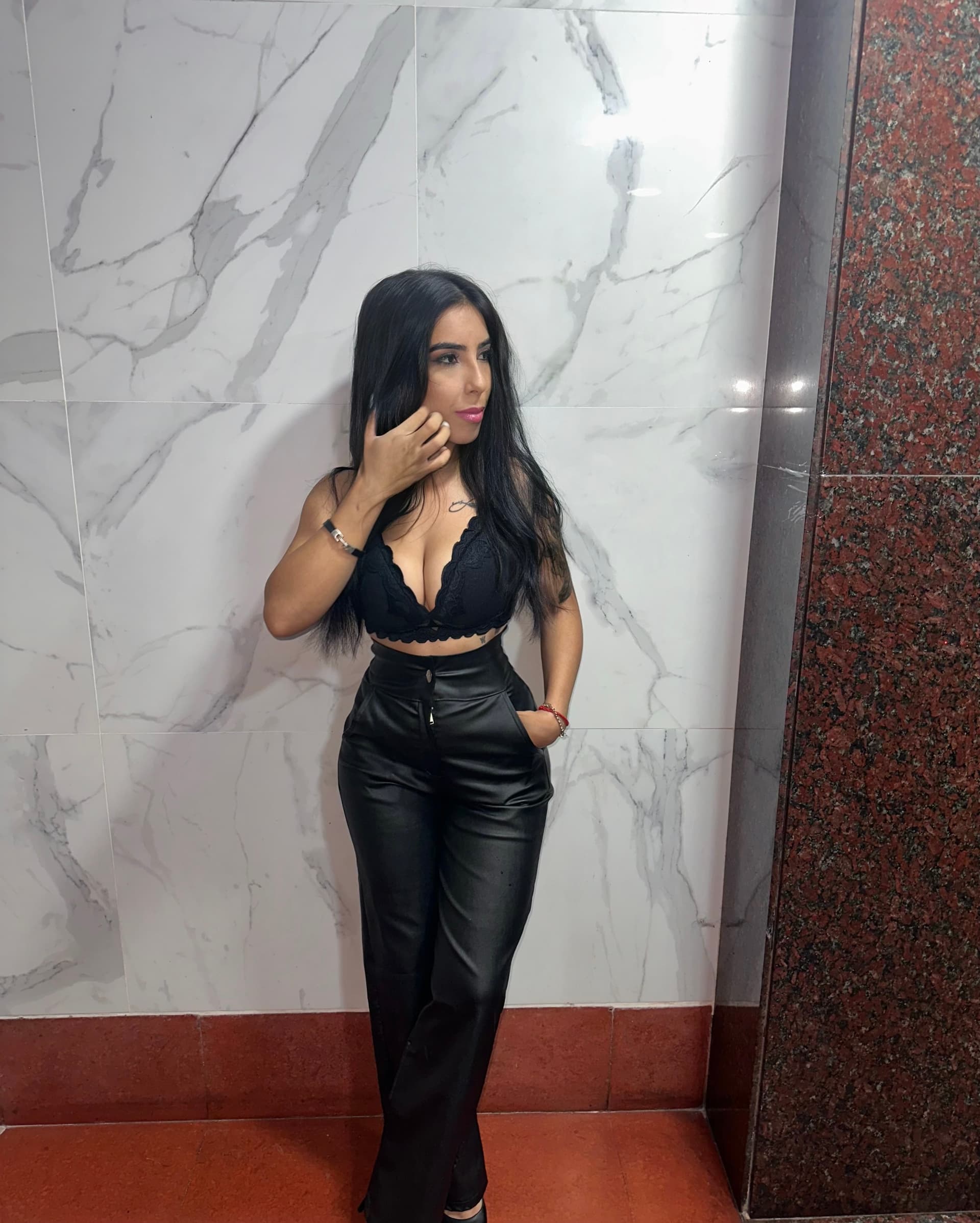 Escort VIP Agus en Almagro CABA - Escorts Argentina Black